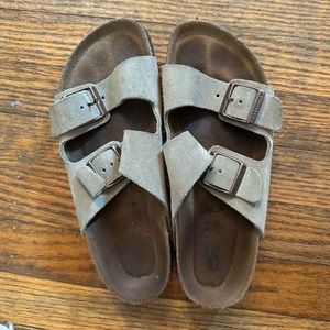 Birkenstock Women's Arizona Suede Sandals - Taupe 36 EU